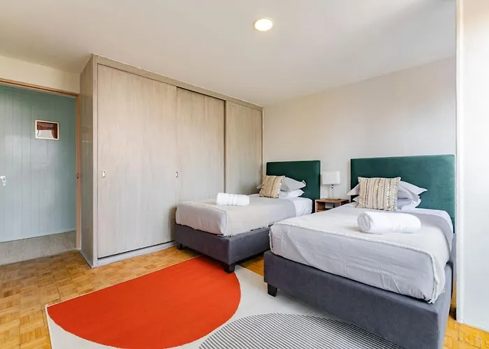 Mid-century Gem Prime Location Near Dining & Shops México DF